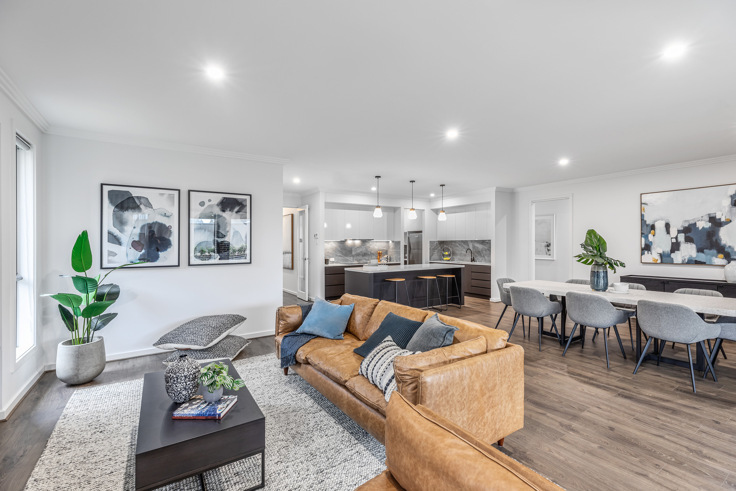 angle vale display home
