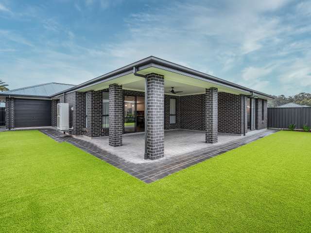 Canterbury - Miravale - Fairmont Homes
