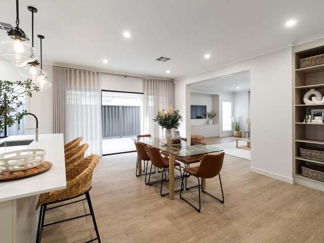 Grand Courtyard - Roseworthy (St Yves) - Fairmont Homes