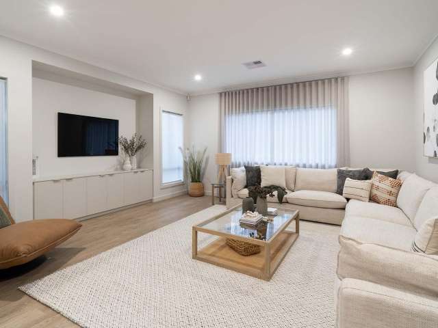 Grand Courtyard - Roseworthy (St Yves) - Fairmont Homes
