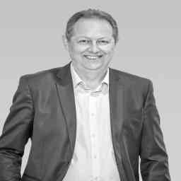 Les Wedzonka - Housing Consultant